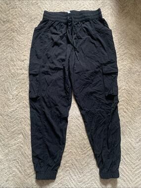 Fabletics Men's Black Cargo Joggers with Drawstring